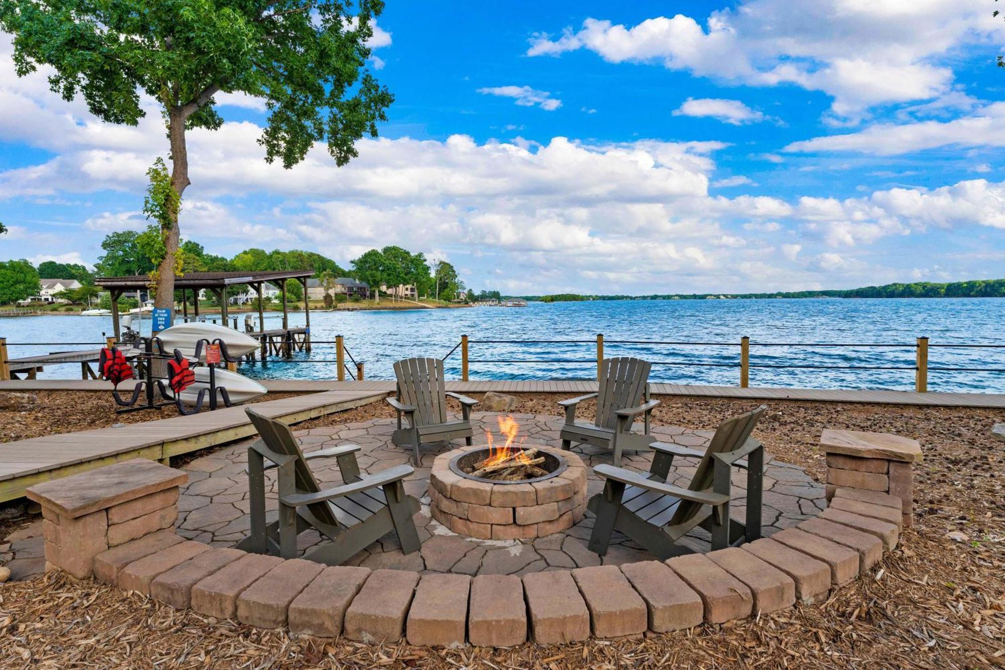 Lake Norman Getaway Mooresville Luaran gambar
